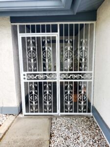 white custom ornamental alcoba enclosure gate with fixed panel
